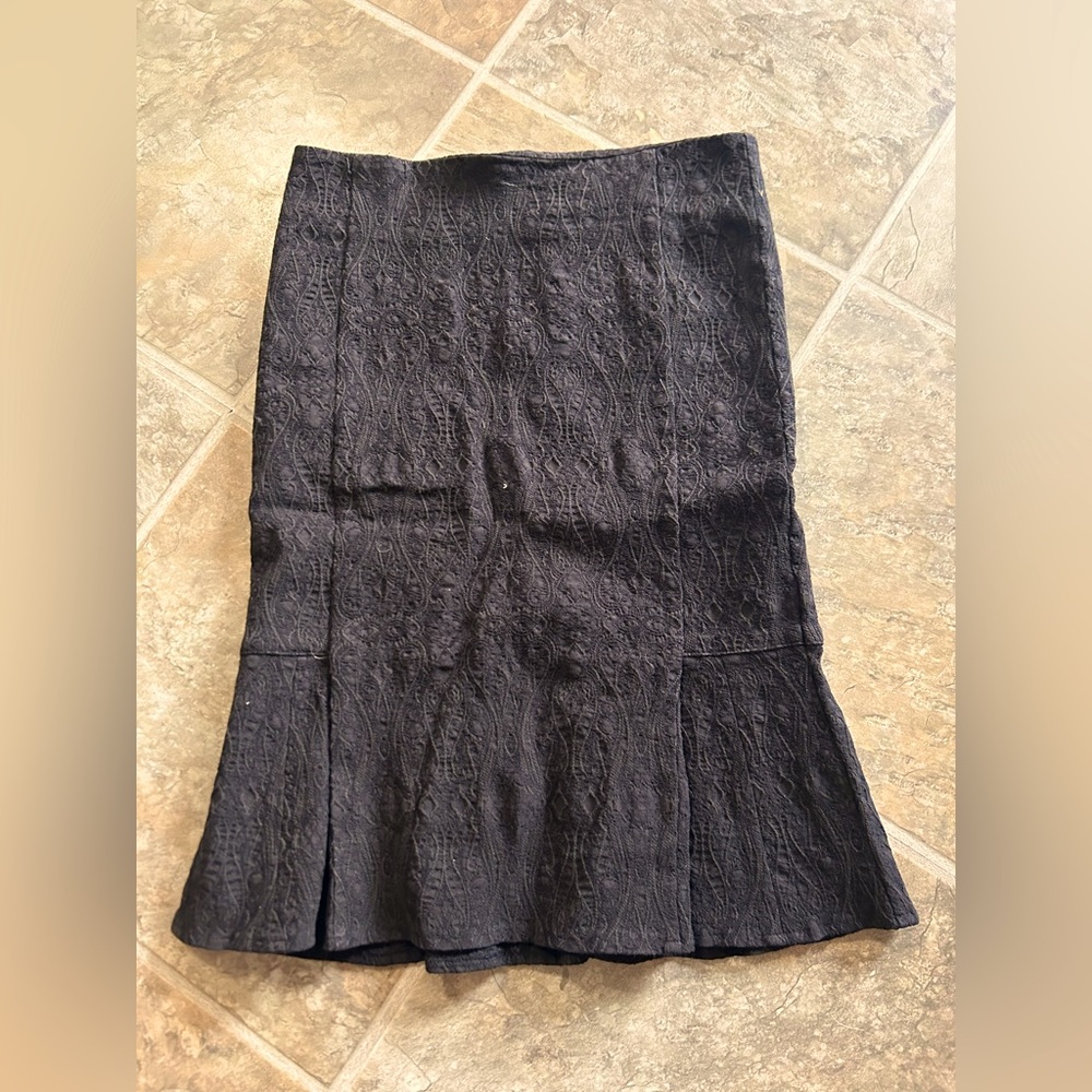 Elegant Black Textured Skirt